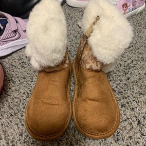 Toddler Michael kors boots size 8